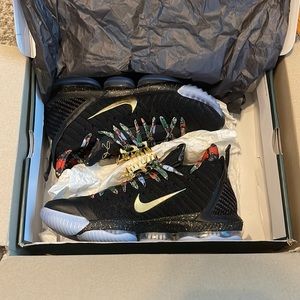 Lebron 16 Watch The Throne